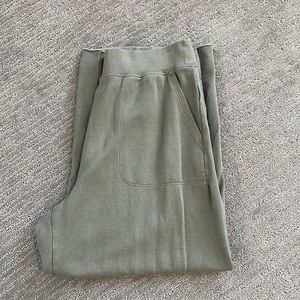 Nike Wide Leg Sportswear Crop Size XS